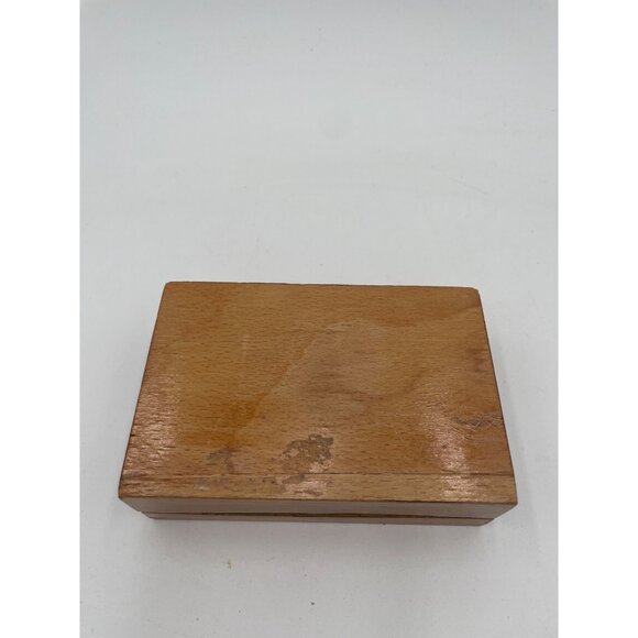 Vintage Wooden Trinket Box With Ornate Inlay Design & Hinged Lid - Picture 3 of 4